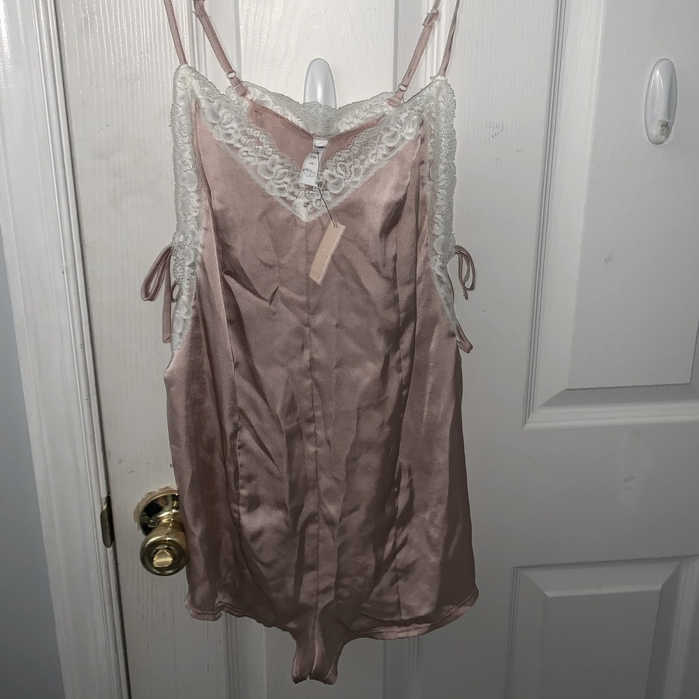 Bodysuit Dentelle Satin Teddy Romper